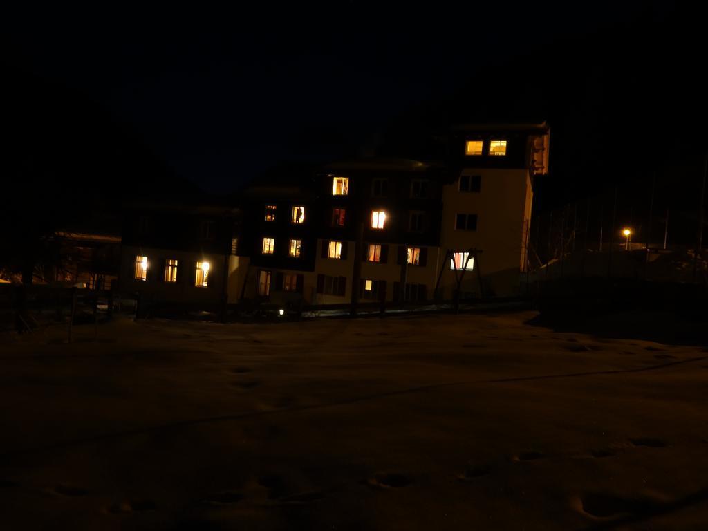 Apartment Turmzimmer Langwies Eksteriør billede